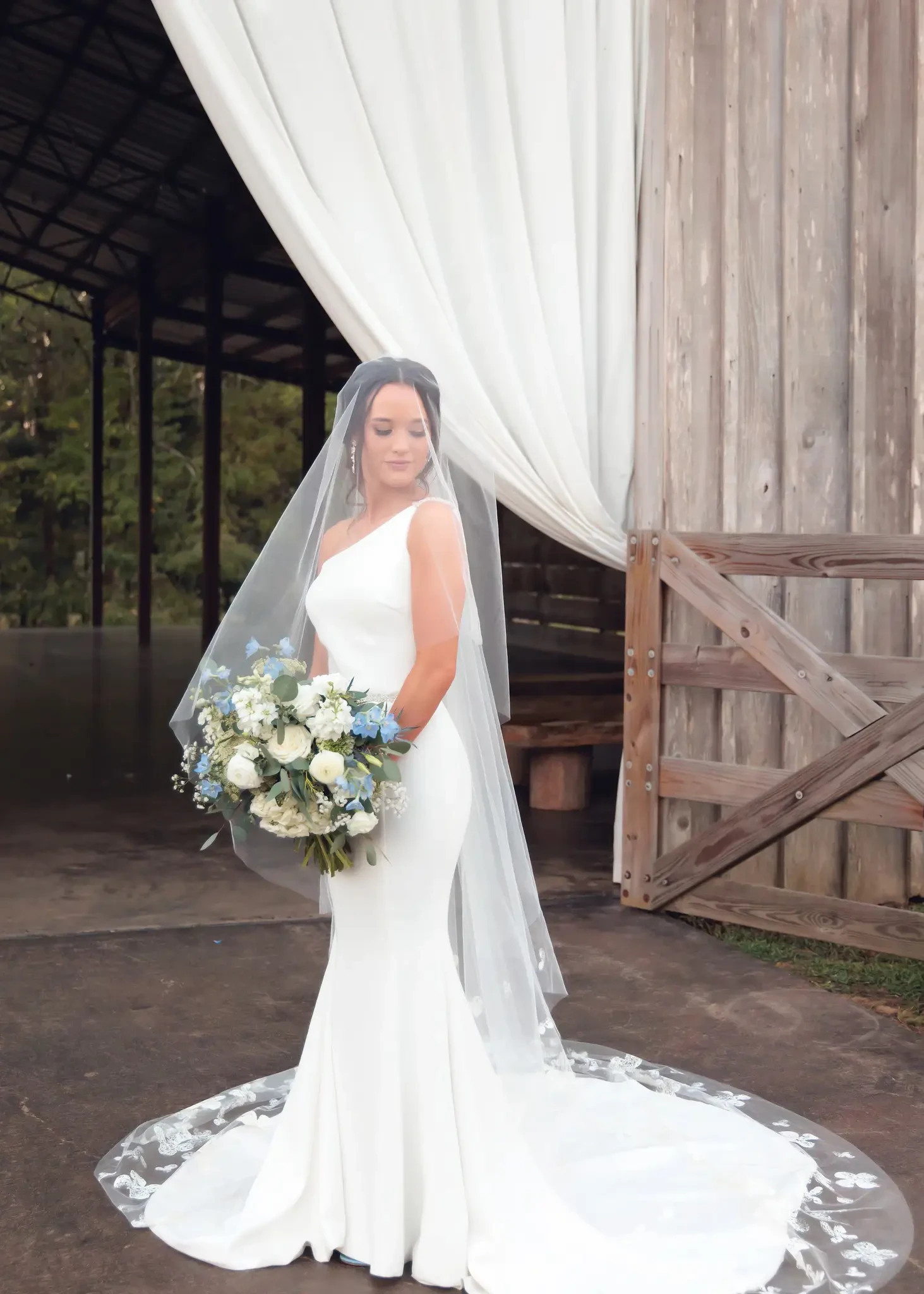 Gallery Image #slidesGrid103